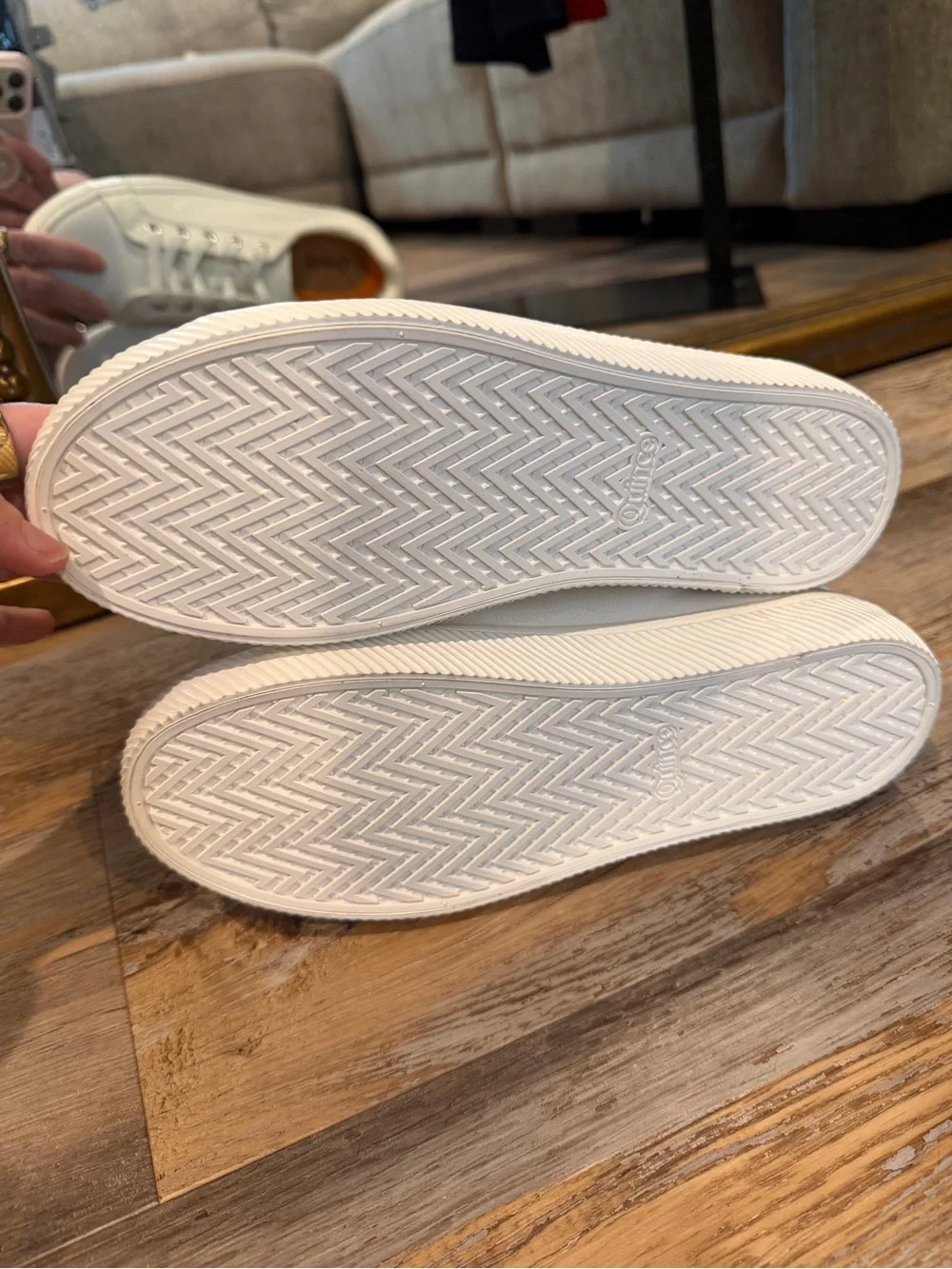 Quince White Canvas Athletic Sneakers 8.5